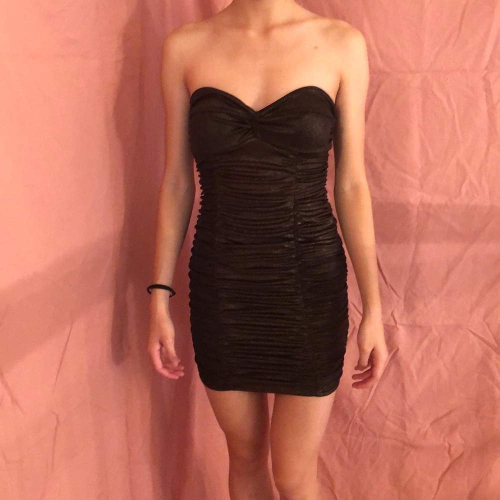 5/$25 Fitted dress